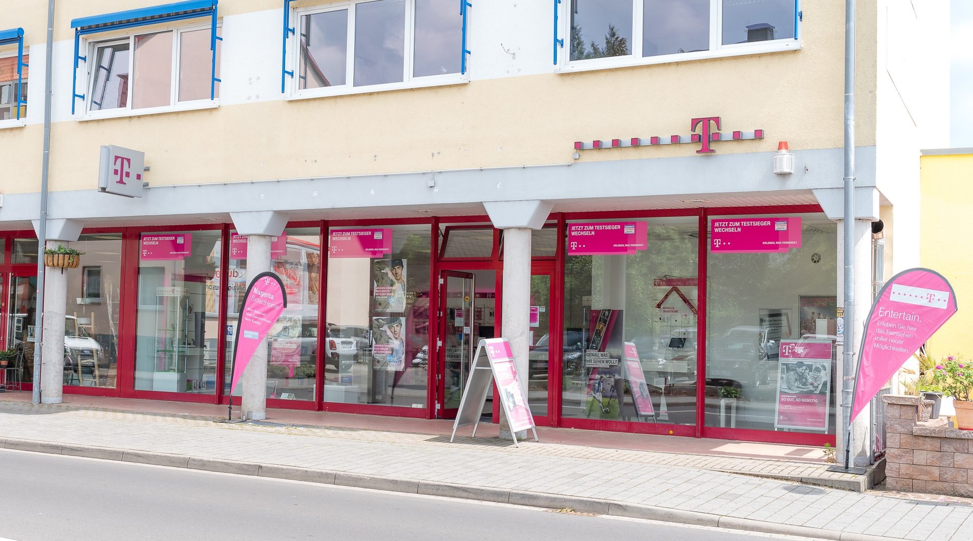 Store photo