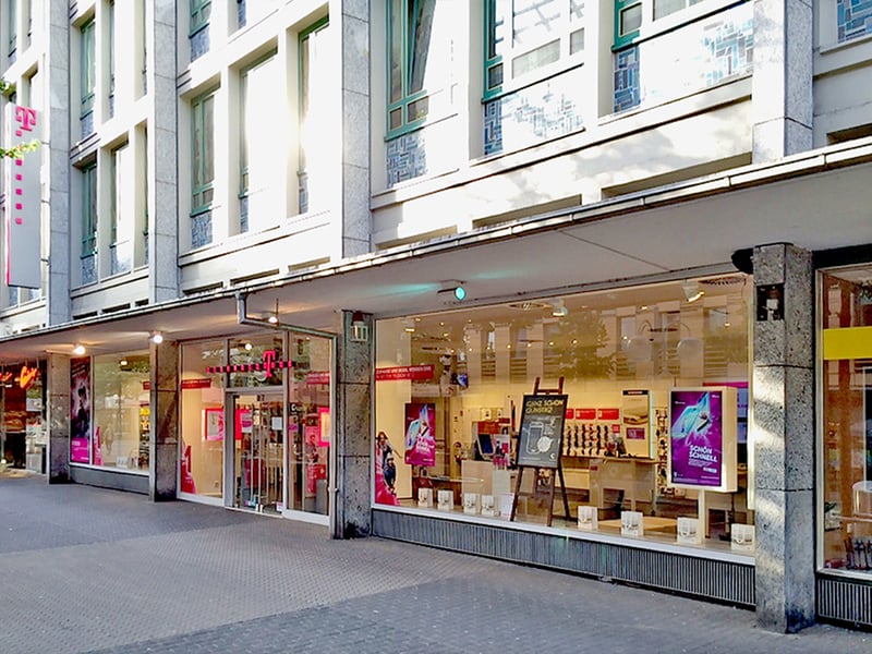 Store photo