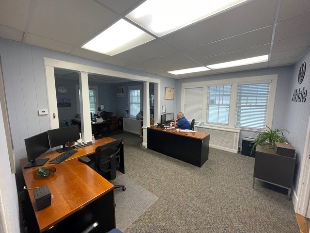 Photo gallery image