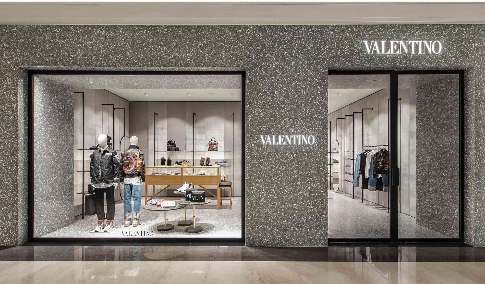 Valentino Taipei Breeze Nanshan