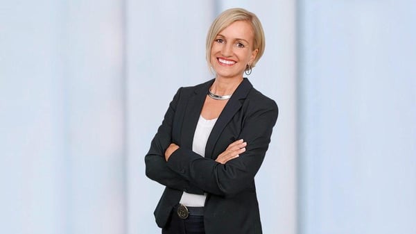 Jutta Döffinger. Ihre Ansprechpartnerin für die Barmenia Versicherung in Karlsruhe.
