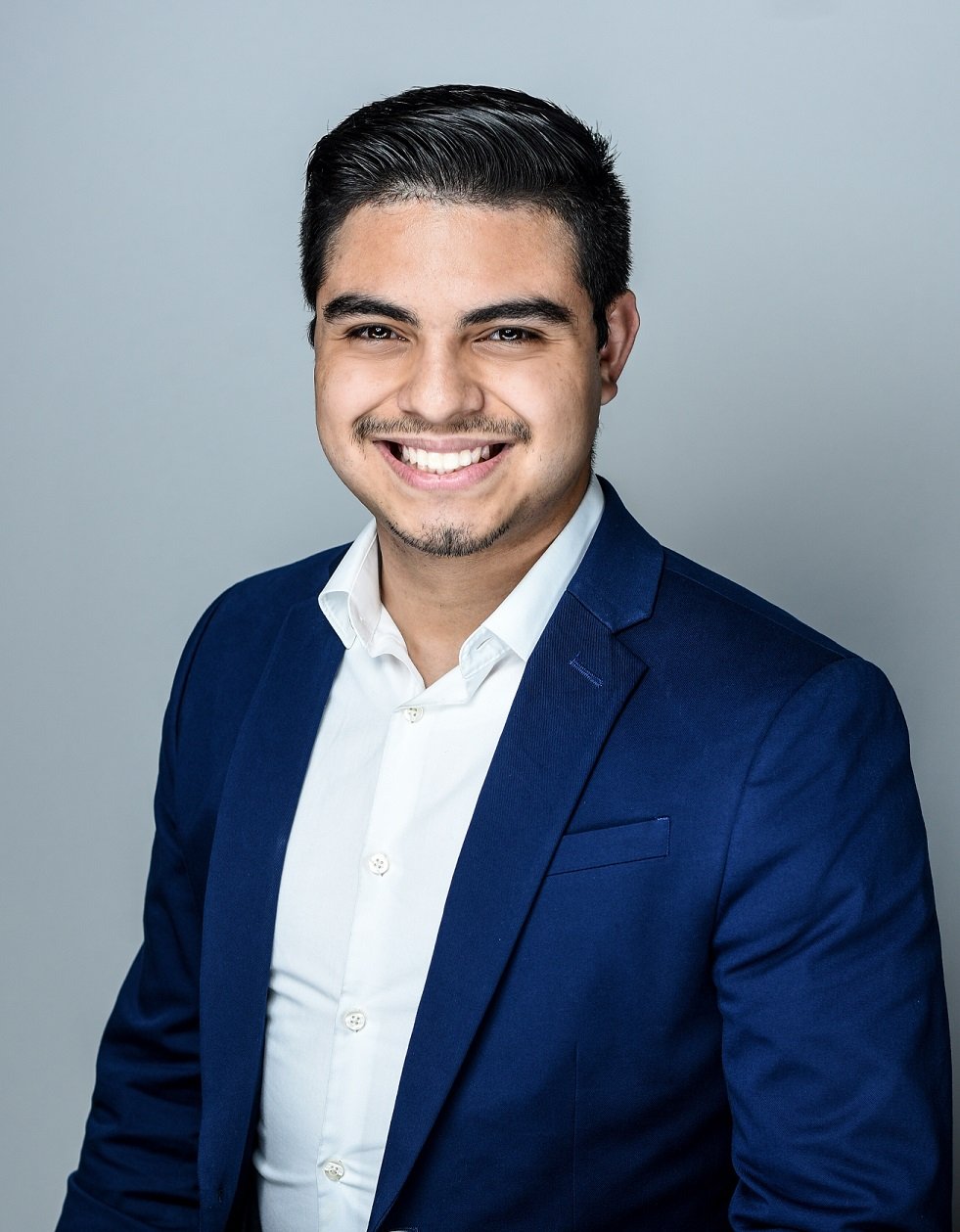 Photo of Luis Velazquez