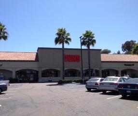Vons Store Front Picture at 4500 Coffee Rd in Bakersfield CA