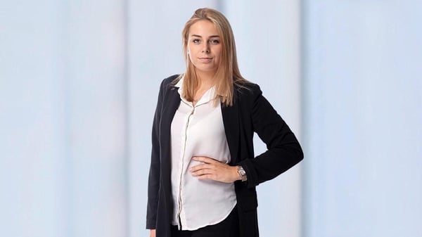 Sally Schwedler. Ihre Ansprechpartnerin für die Barmenia Versicherung in Berlin.
