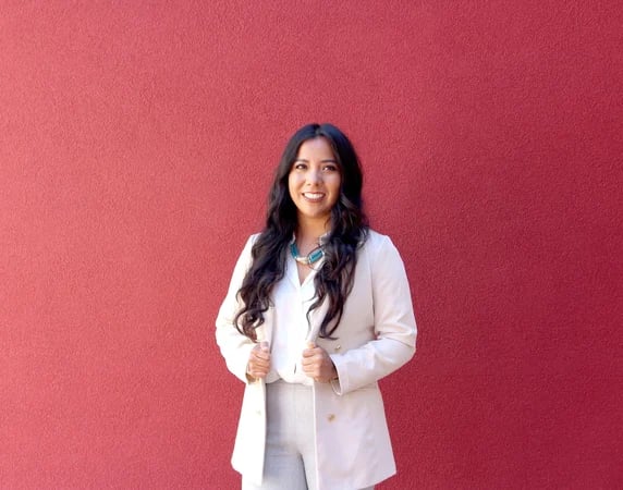 Carousel Associate Image