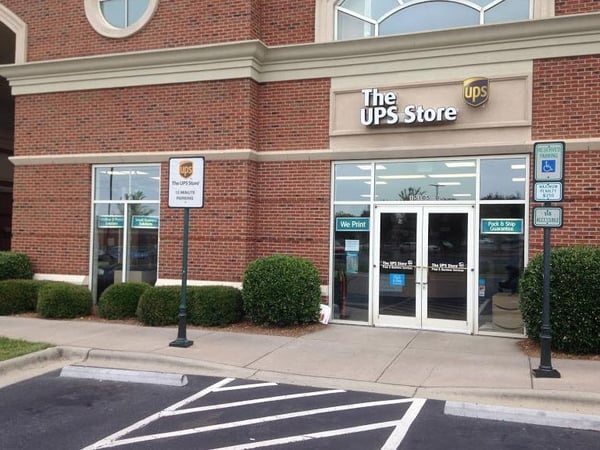 The UPS Store 3771 at at Ballantyne Commons East store front with 15-minute parking spots and handicap parking spots for customer convenience. We are located in South Charlotte at 15105-D JOHN J DELANEY DR., CHARLOTTE, NC 28277, USA.