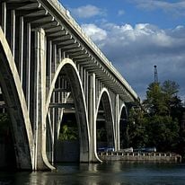 New Henley Bridge in Knoxville, TN Very picturesque!