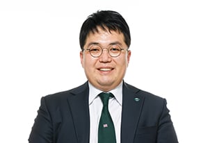 이희준's headshot