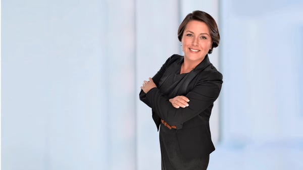 Isabel Maren Schwenger. Ihre Ansprechpartnerin für die Barmenia Versicherung in Karlsruhe.