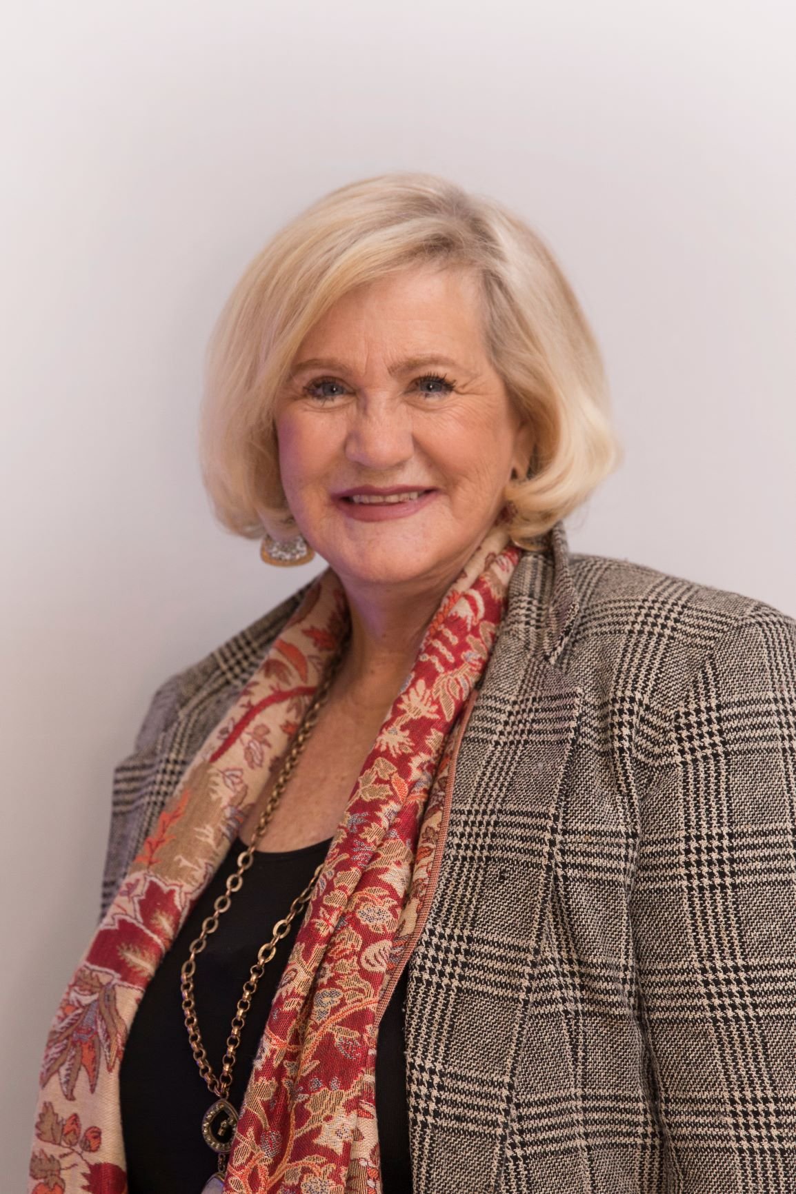 Photo of Carolyn Curtis
