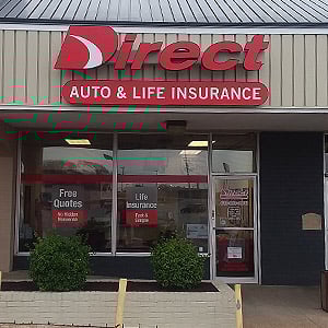 Front of Direct Auto store at 131 Gallatin Pike N, Madison