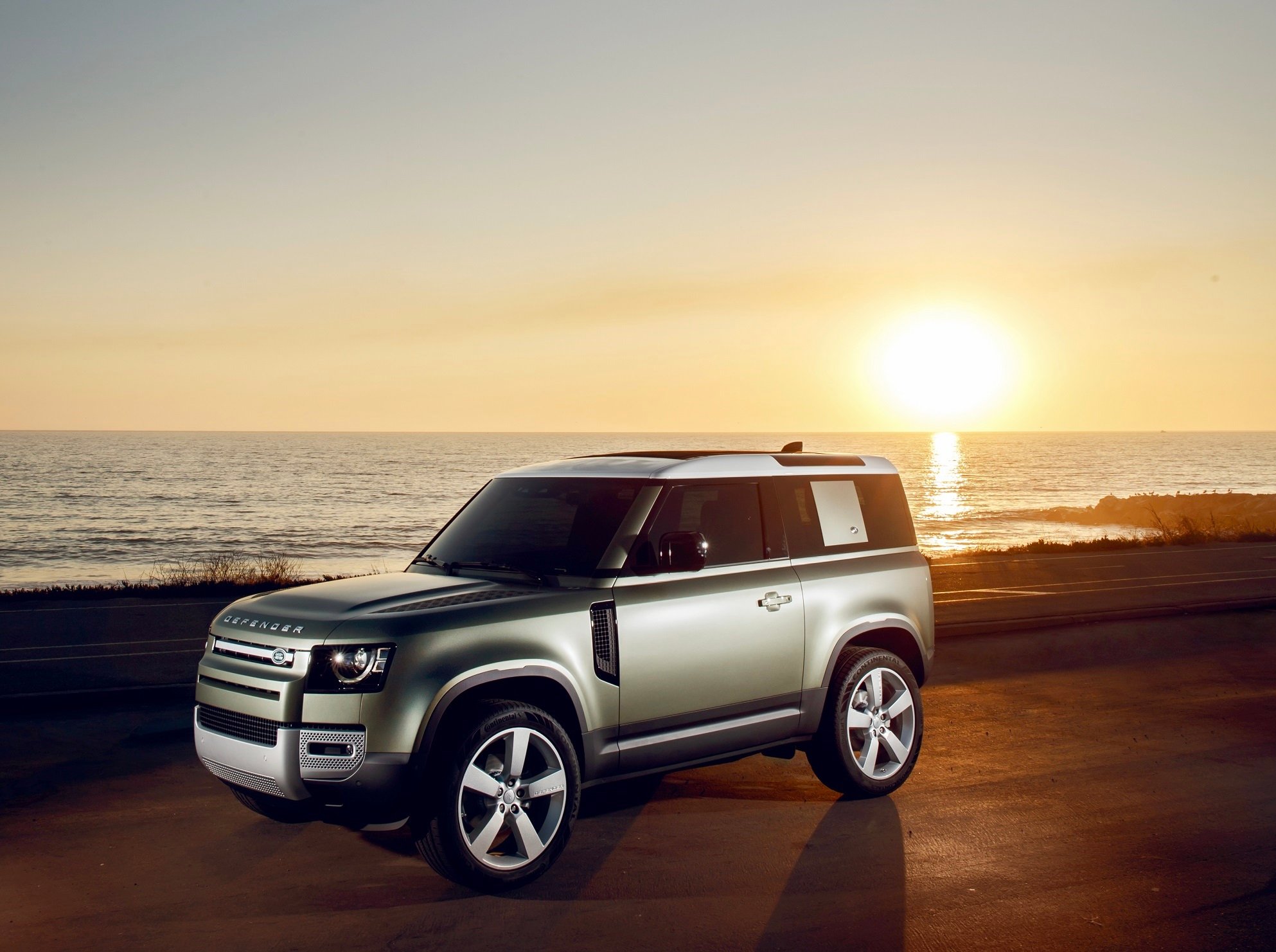 All New Defender 90