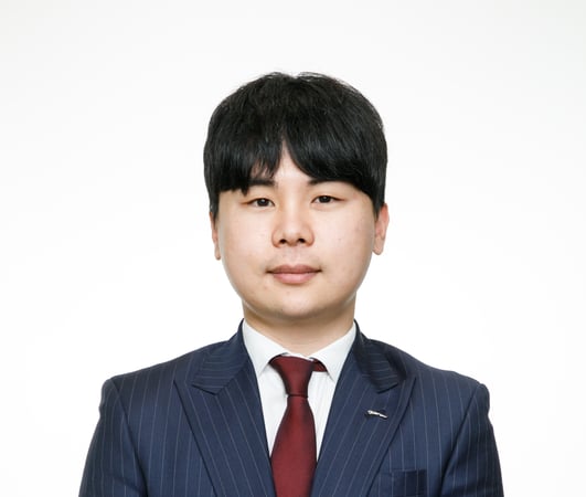 이소담's headshot
