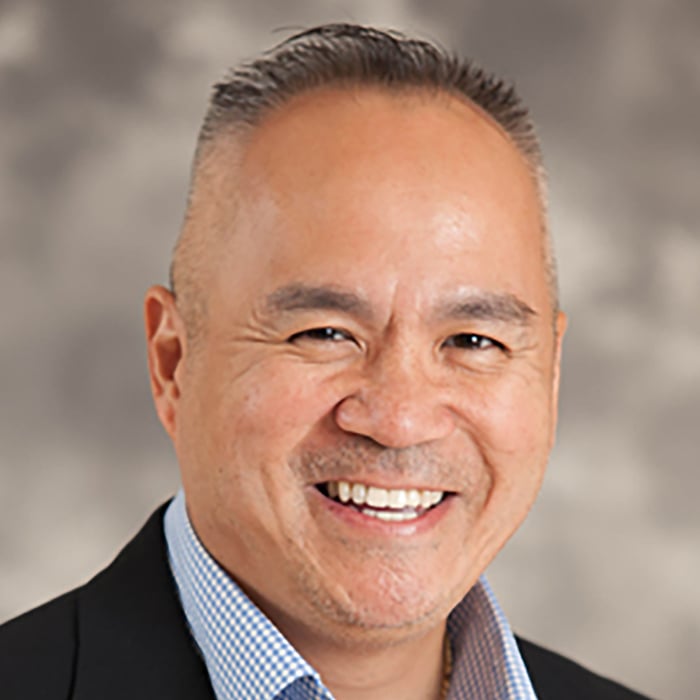 Giovanni Dugay, NP