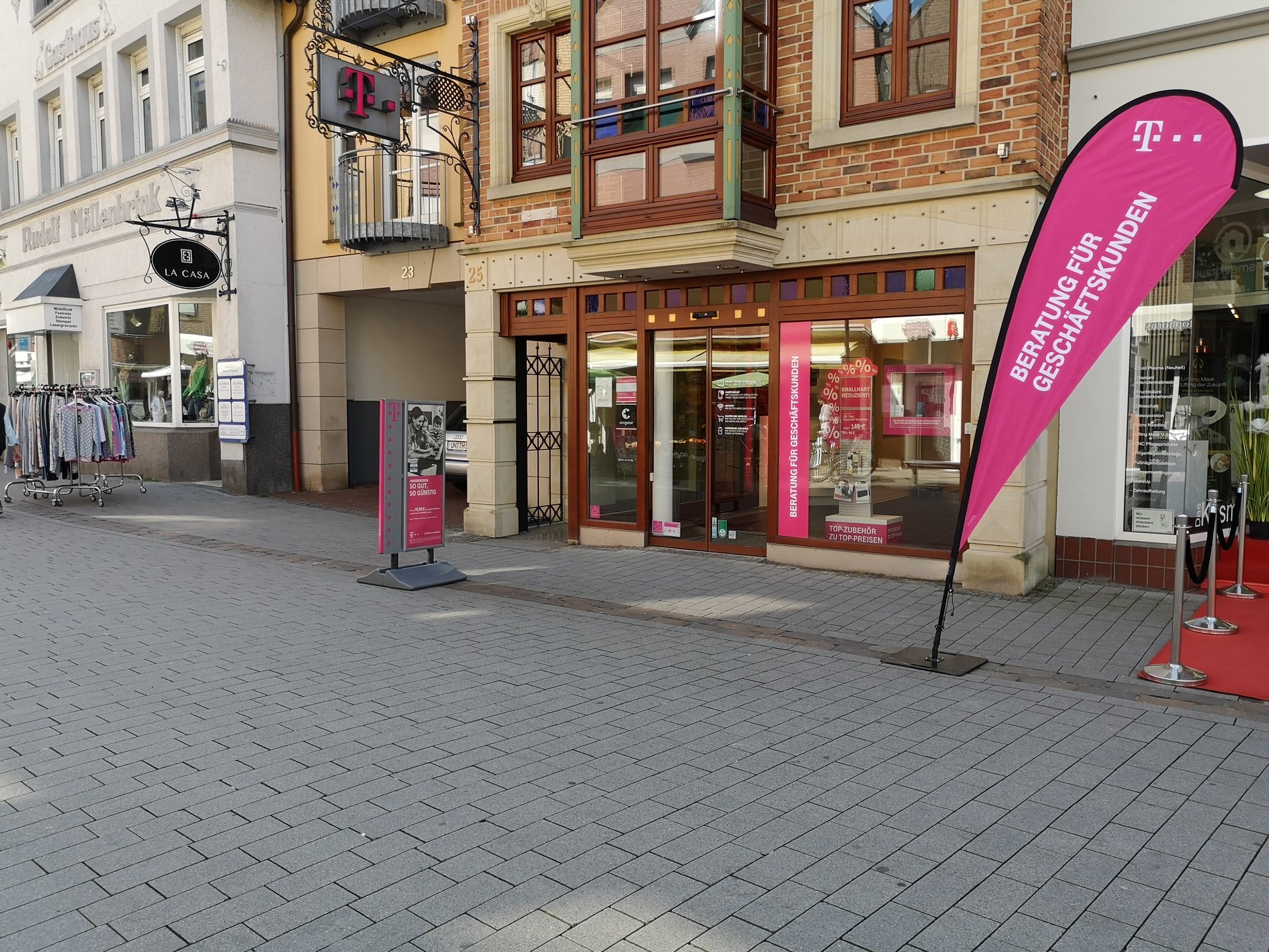 Store photo