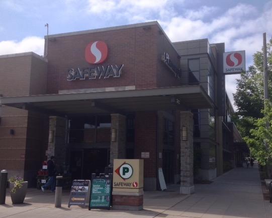 Safeway Store Front Picture at 2622 California Ave in Seattle WA