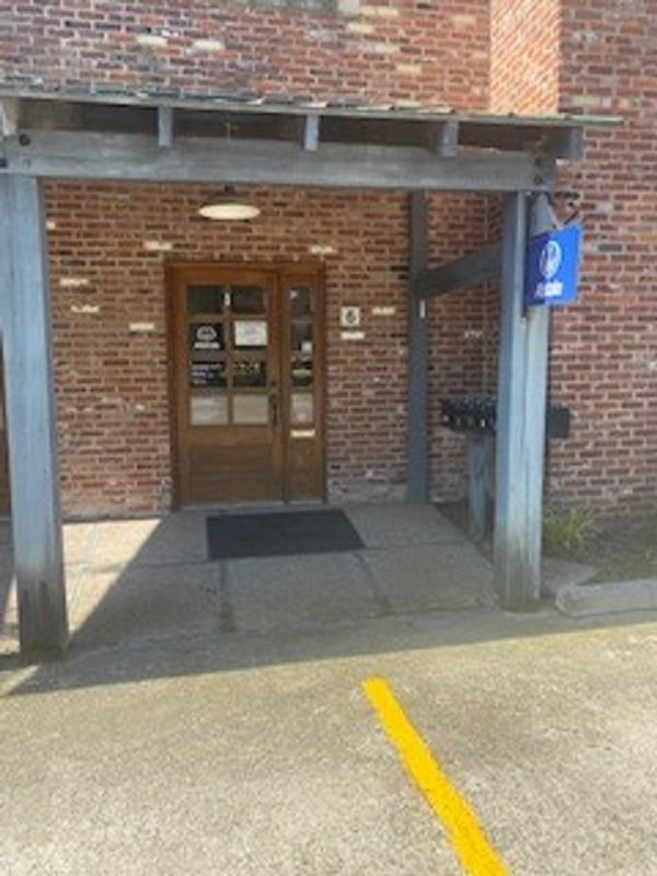 Photo gallery image