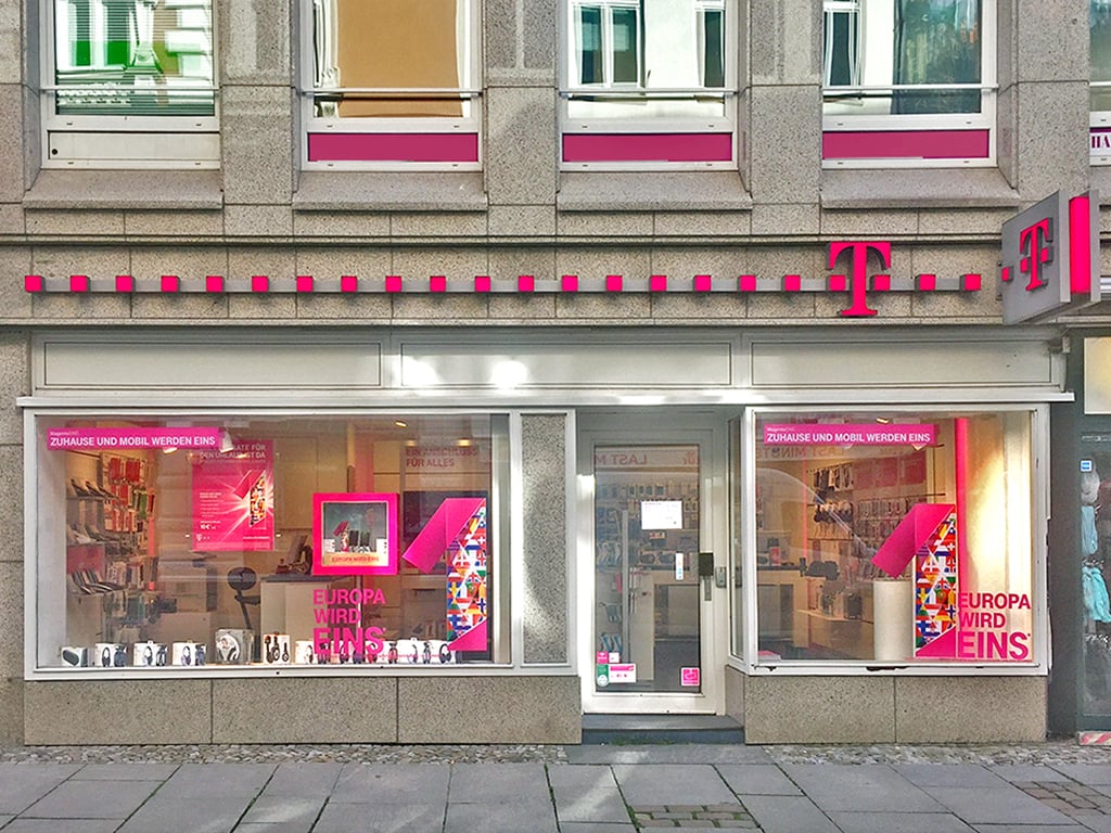 Store photo