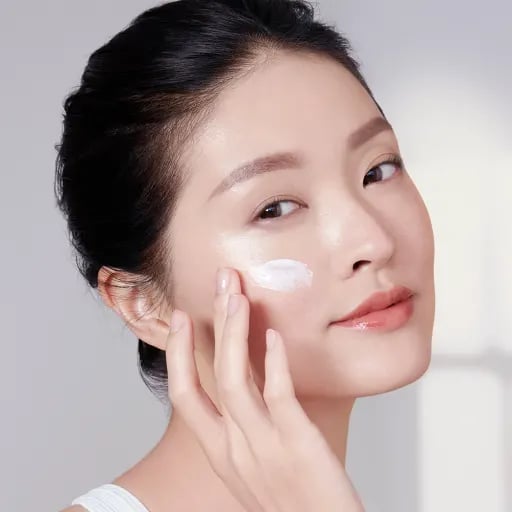 RESEARCH-POWERED SKINCARE SECRETS FOR YOUR BEST SKIN