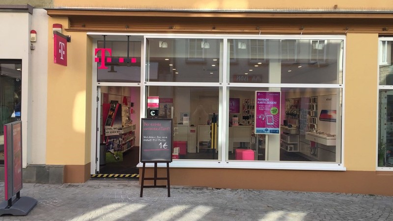 Store photo