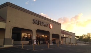 Safeway Store Front Picture at 599 W 4th St in Benson AZ