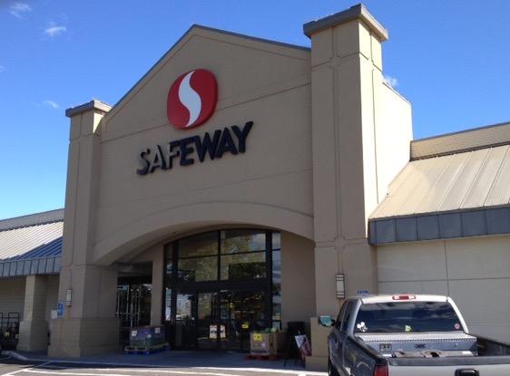 Safeway store front picture of 990 Highway 395 S in Hermiston OR