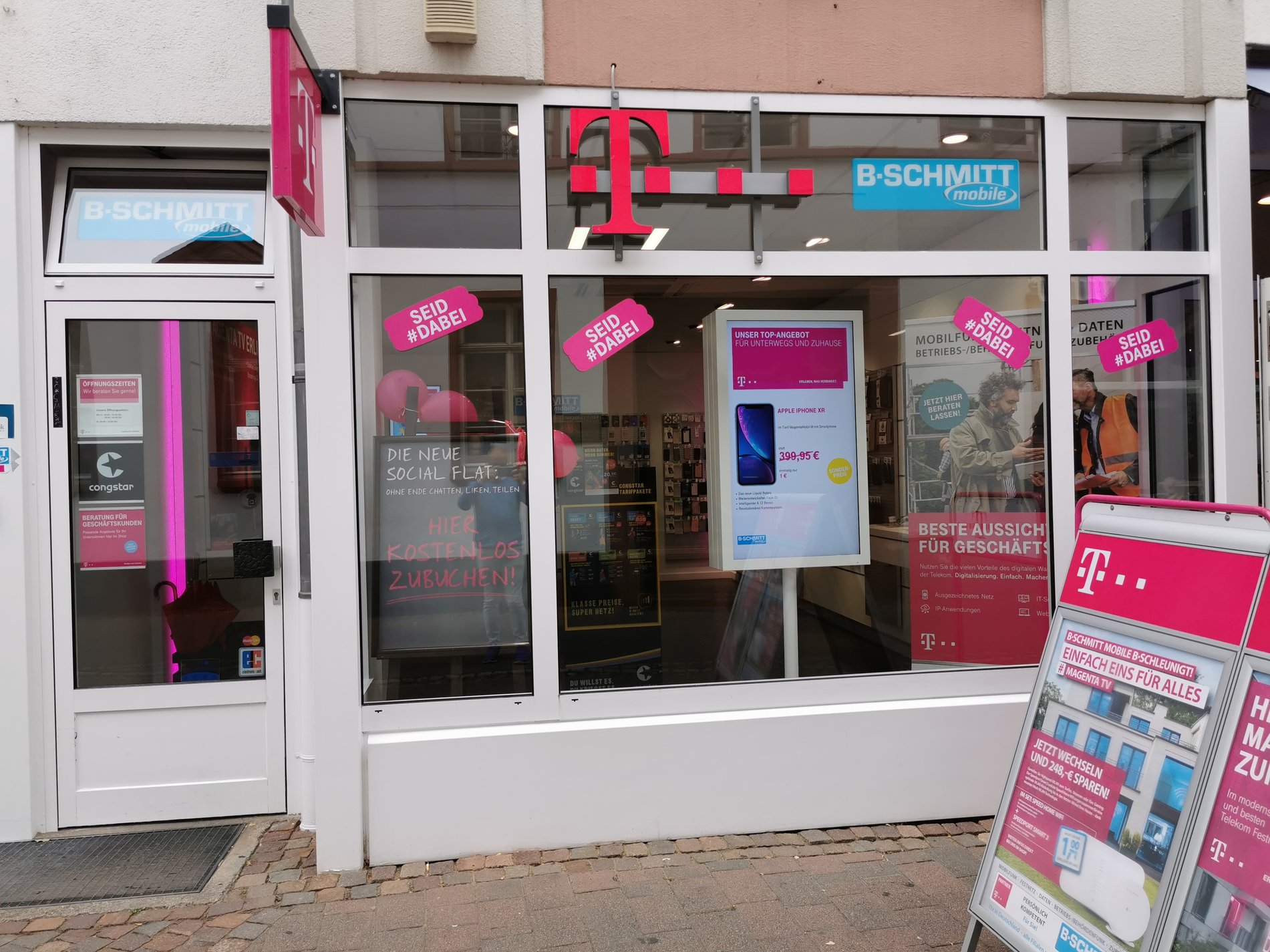 Store photo