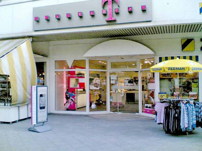 Store photo