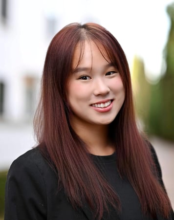 Photo of Allison Lee