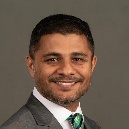 Agente de seguros de Allstate Aziz Shariff