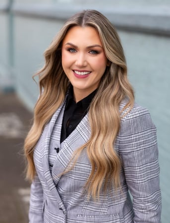 Photo of Sarah K. Smith