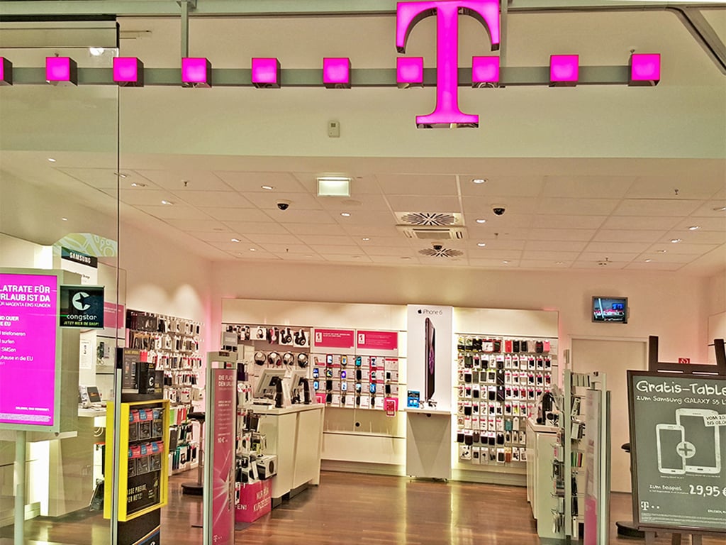 Store photo