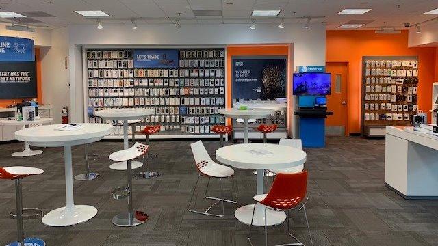 Nittany Mall AT&T Store Interior