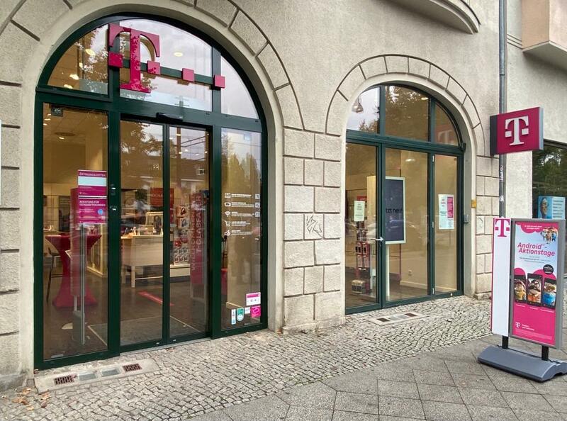 Store photo