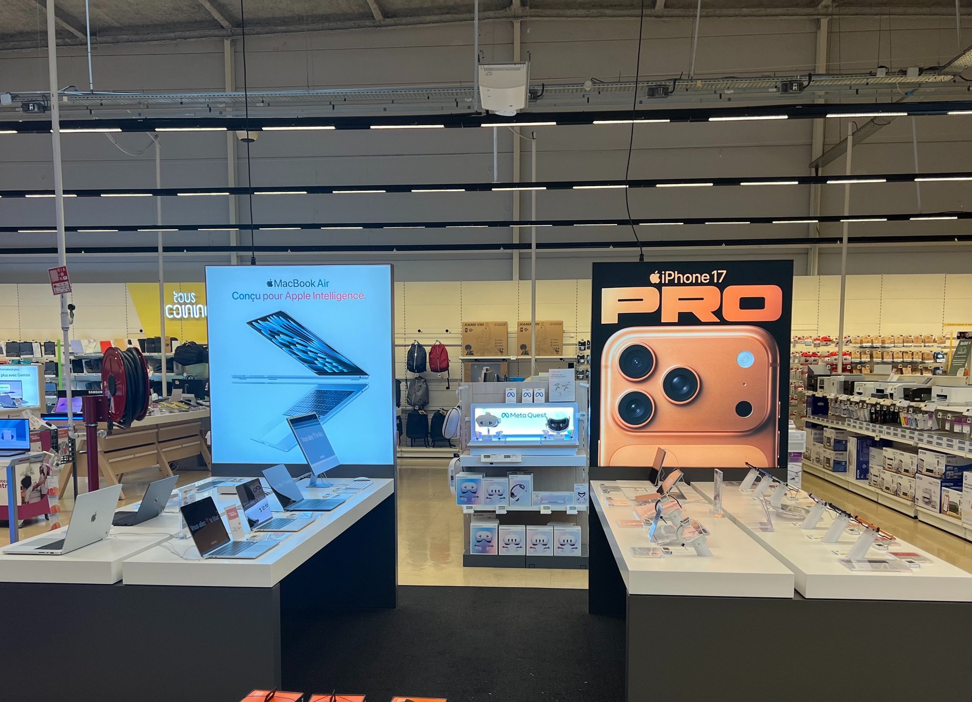 table Apple dans votre magasin boulanger st quentin fayet
