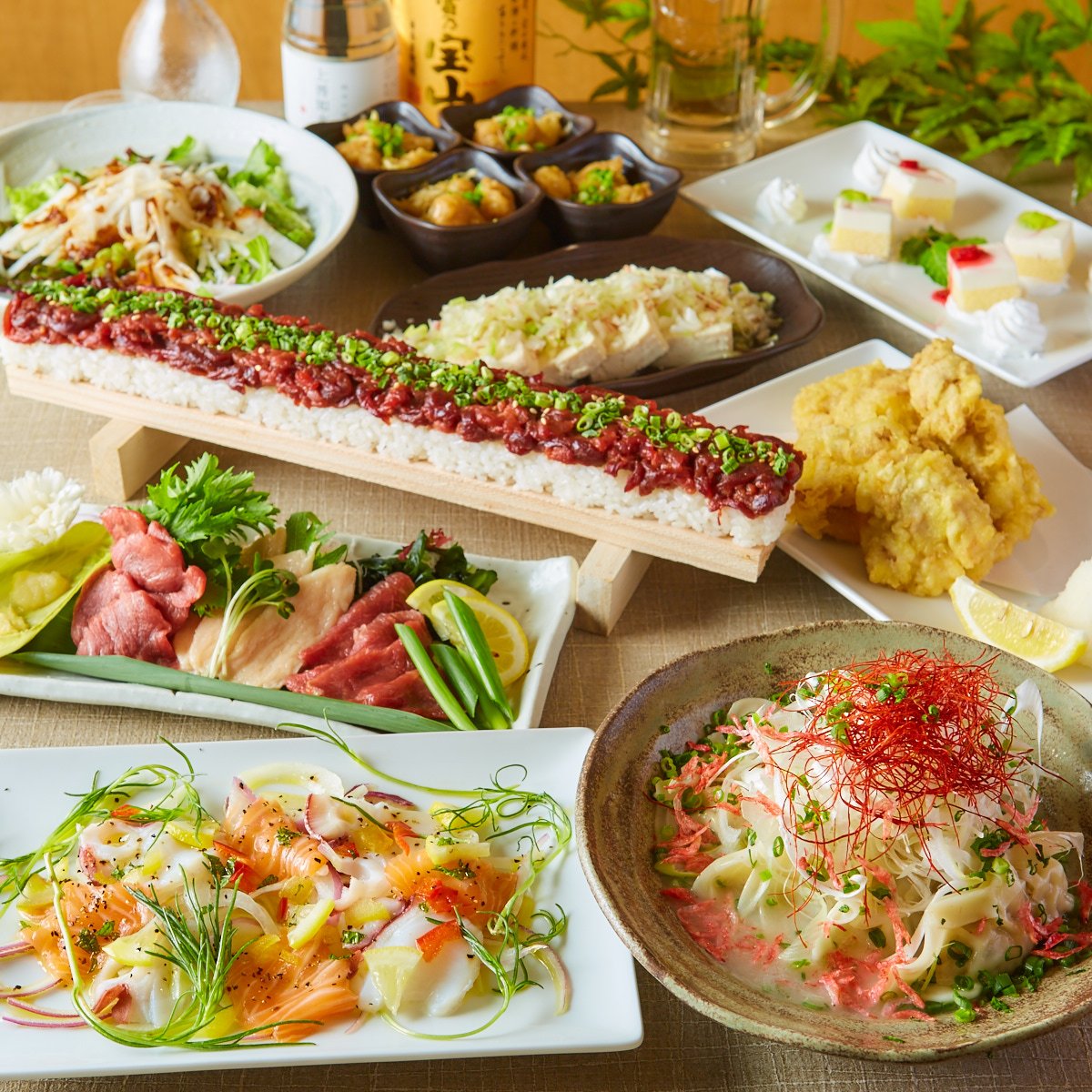 5/14~【女子会】ローストビーフやフォトジェニックなユッケ寿司付 2.5時間飲み放題付8品3800円