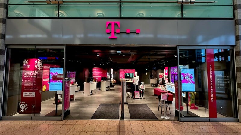 Store photo
