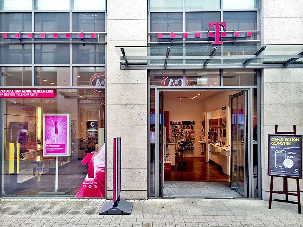Store photo