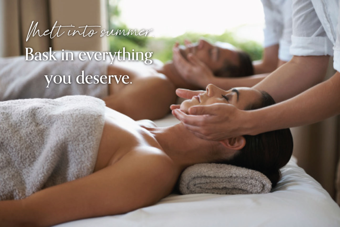 Couple (man & women) getting a couples massage