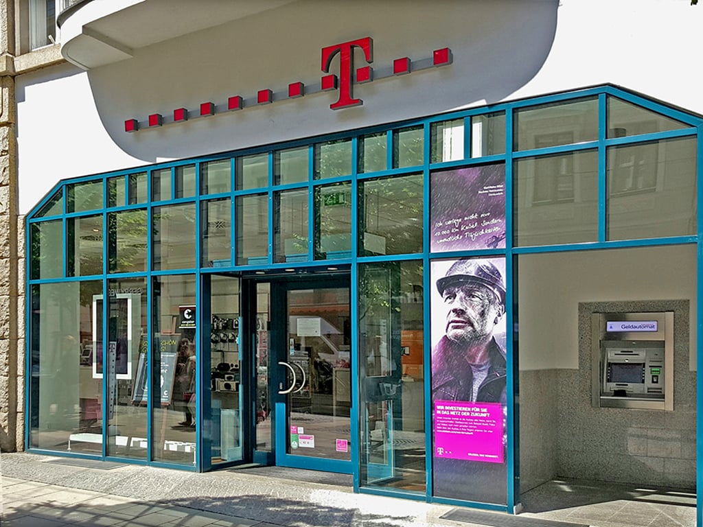 Store photo