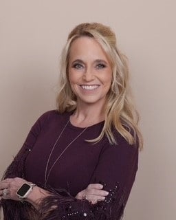 Alicia brings nearly a decade of experience in the insurance industry to our team and has managed offices for nearly 25 years. Alicia is stellar at building customer relationships and designs a tailored approach to finding solutions with customers. Alicia enjoys spending time with her grandchildren, Houston sports and trying new restaurants around Houston.