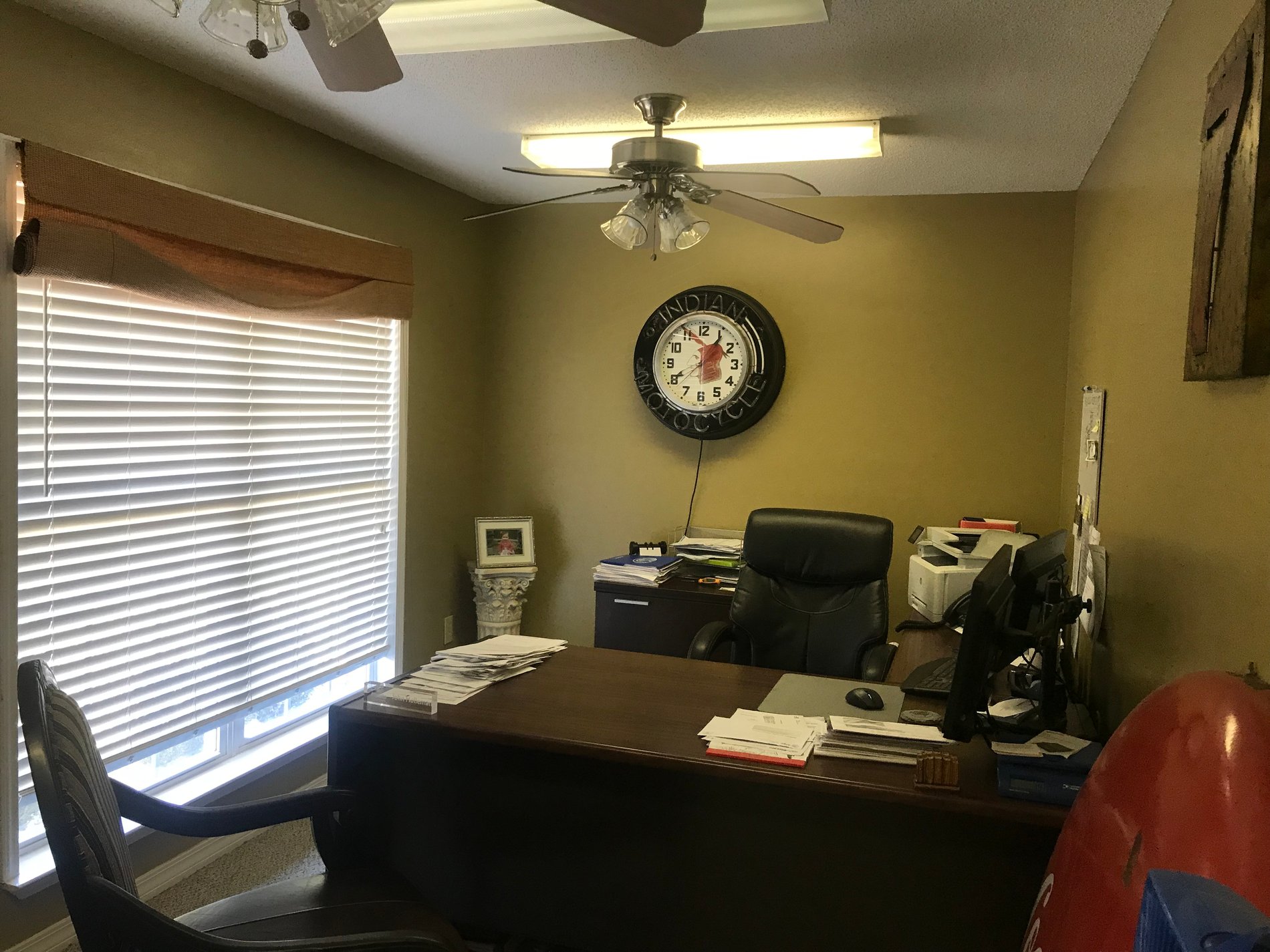 Photo gallery image