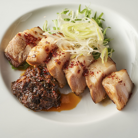 低温調理ポークステーキ食べる麻辣のせ