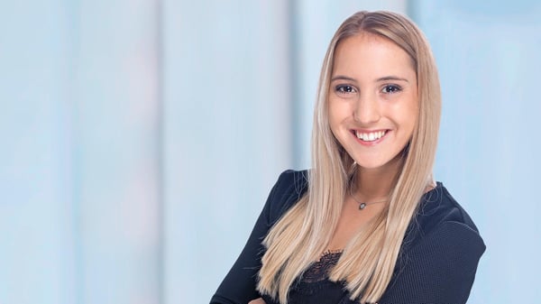 Anella Köhler. Ihre Ansprechpartnerin für die Barmenia Versicherung in Wuppertal.