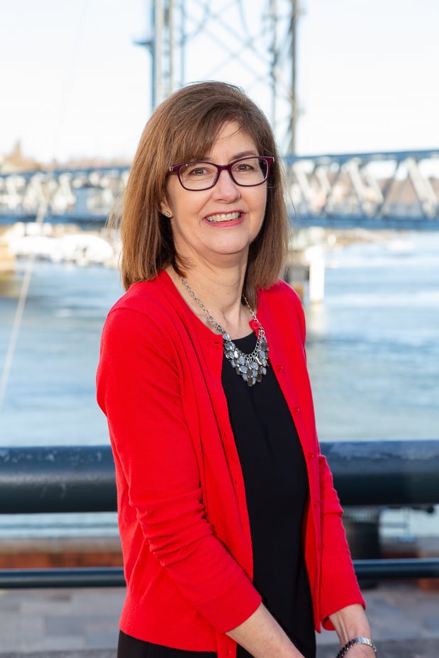 Carousel Associate Image