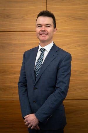 Andrew Curtis's headshot