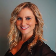 Photo of Lindsay Givens