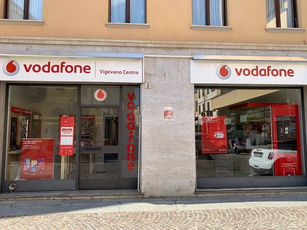 Vodafone Store | Giovanni Merula