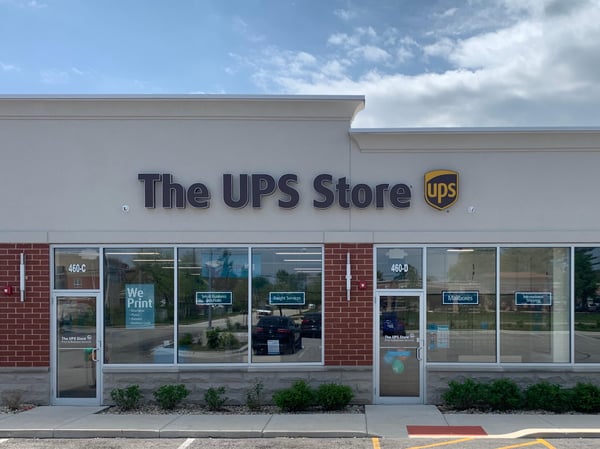 Facade of The UPS Store Bensenville - Wood Dale