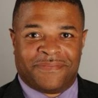 Agente de seguros de Allstate Robert James